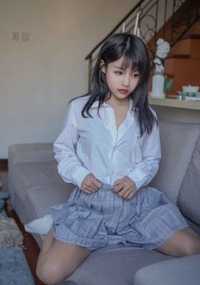 女人扒开尿道让男人捅